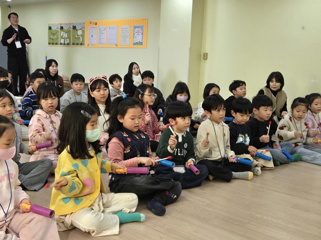 KakaoTalk_20260214_112453366_13.jpg : 2월 2주 유년부 예배 모습입니다^^