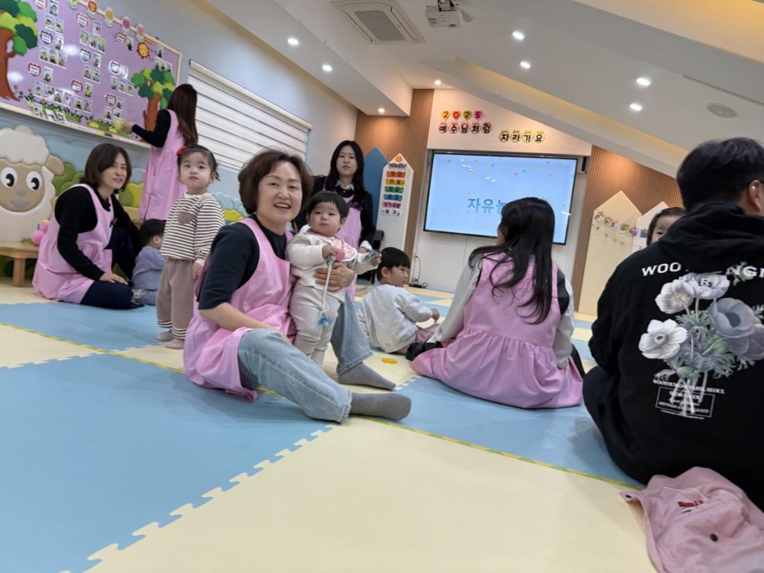 2025년 부산중앙교회 영아부_사진_20250405_46.jpg : 3월23일 주일 영아부 예배