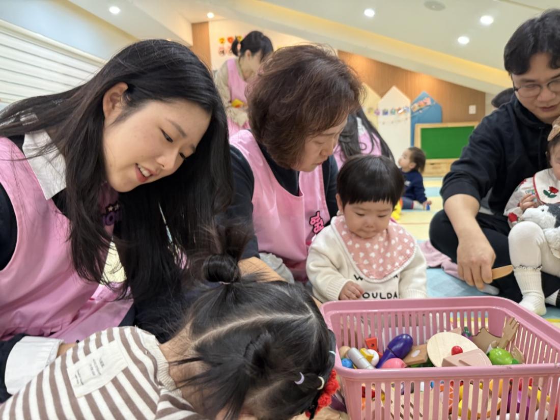 2025년 부산중앙교회 영아부_사진_20250405_44.jpg : 3월23일 주일 영아부 예배