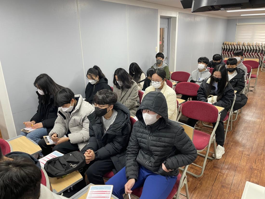 KakaoTalk_20230219_220438640_07.jpg