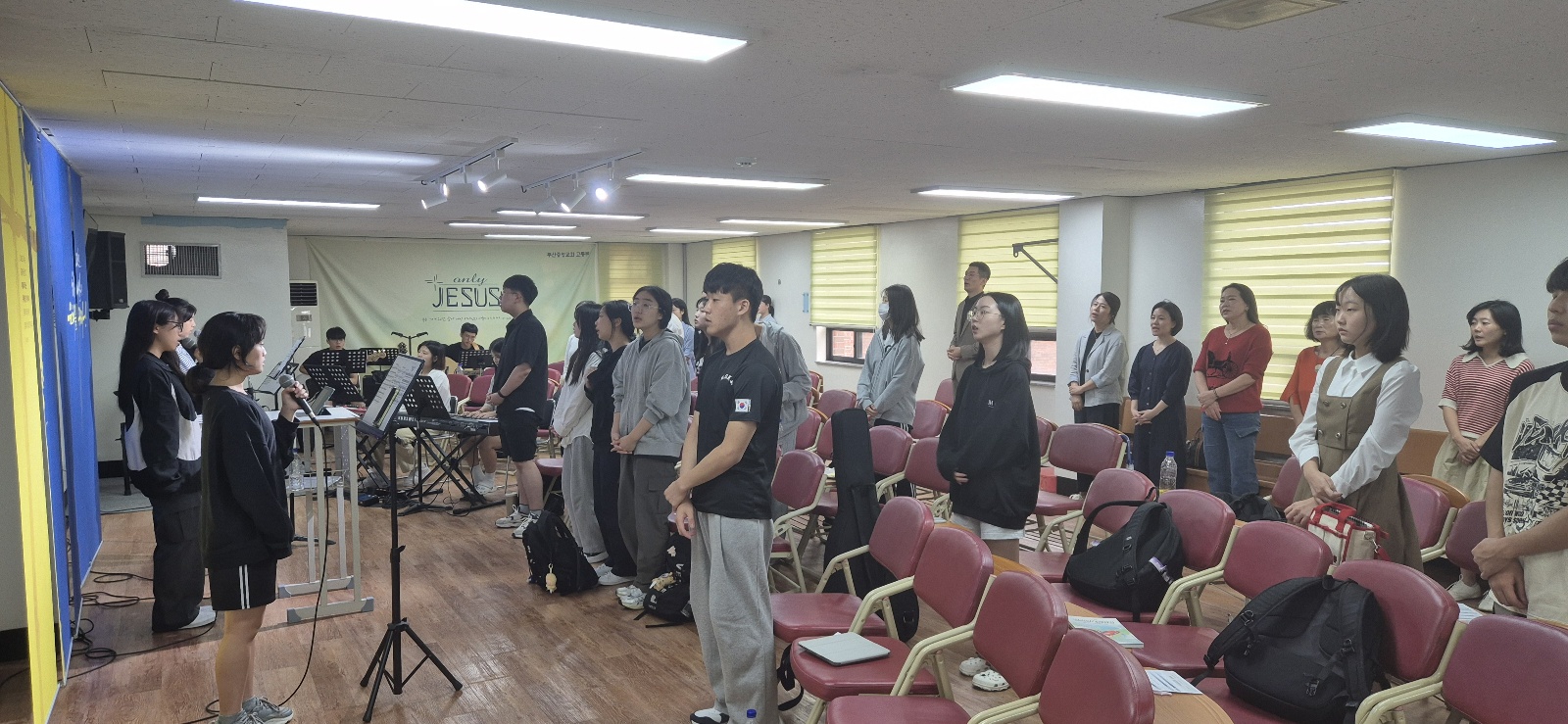KakaoTalk_20240923_205754642.jpg : 9월 22일 고등부 예배 사진입니다