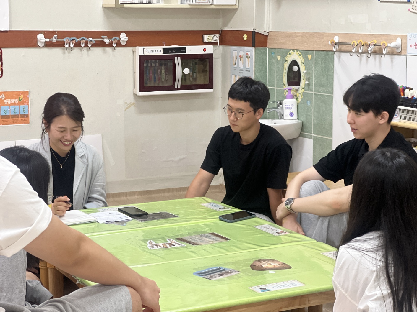KakaoTalk_20240923_205754642_14.jpg : 9월 22일 고등부 예배 사진입니다