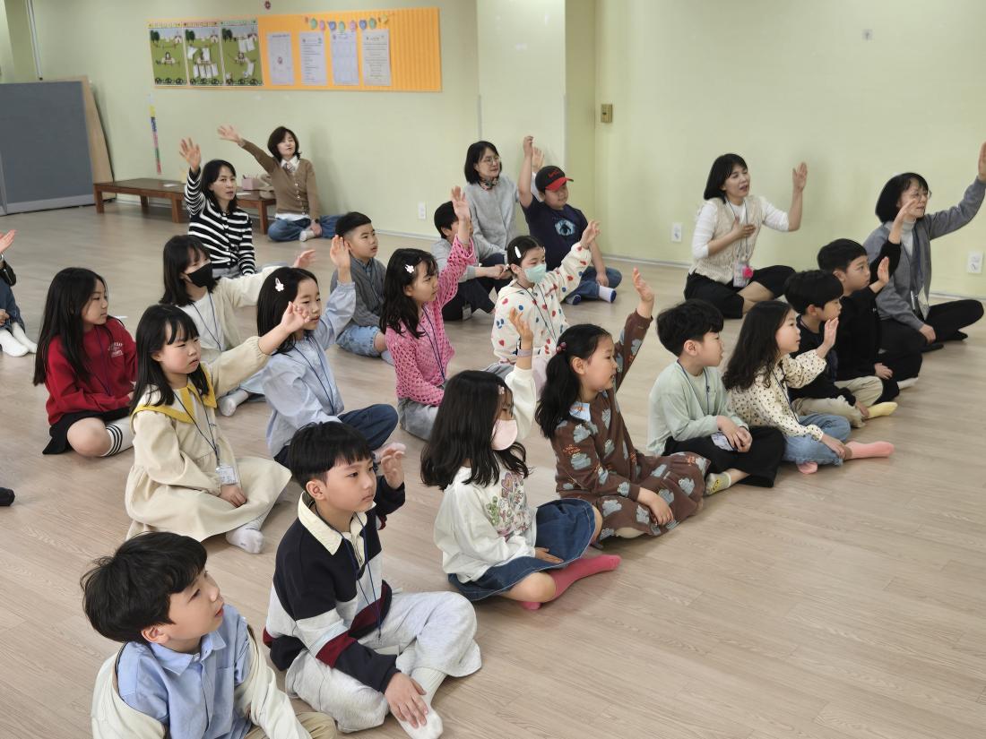 KakaoTalk_20260406_090855213_04.jpg : 유년부, 4월 1주 부활주일모습입니다 ^^