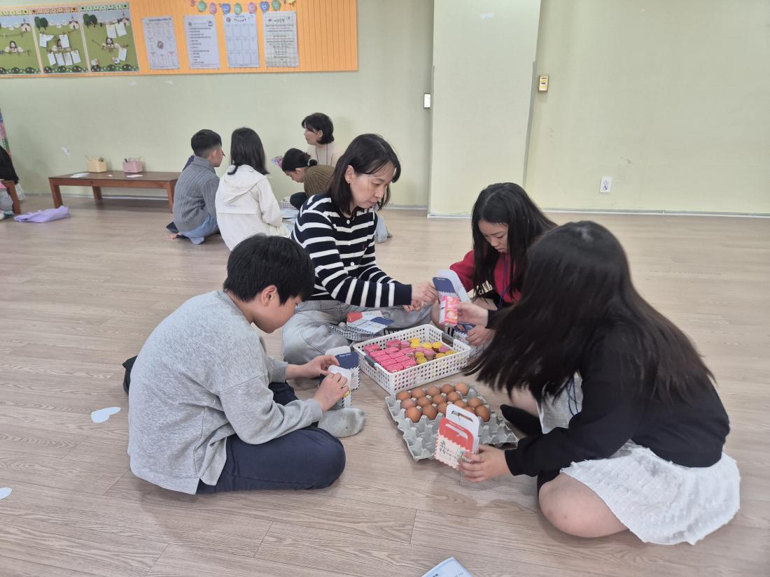 KakaoTalk_20260405_122343503_09.jpg : 유년부, 4월 1주 부활주일모습입니다 ^^