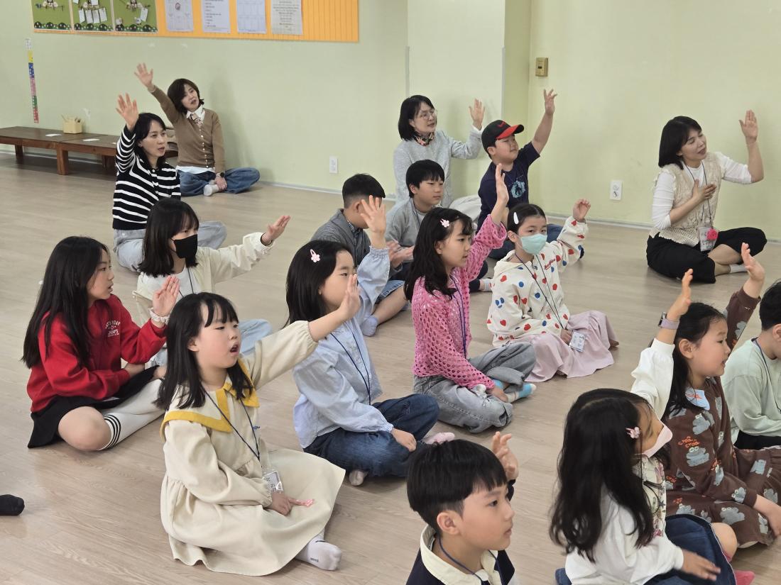 KakaoTalk_20260406_090855213_05.jpg : 유년부, 4월 1주 부활주일모습입니다 ^^