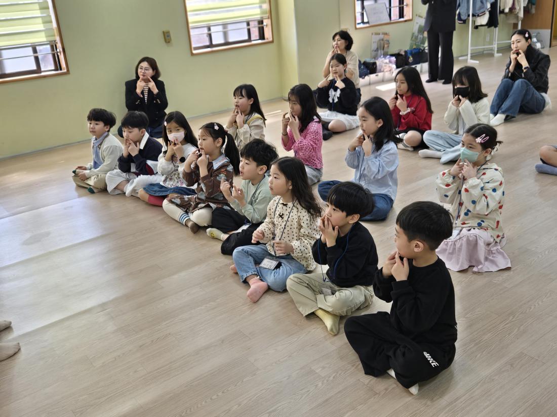 KakaoTalk_20260406_090855213_19.jpg : 유년부, 4월 1주 부활주일모습입니다 ^^