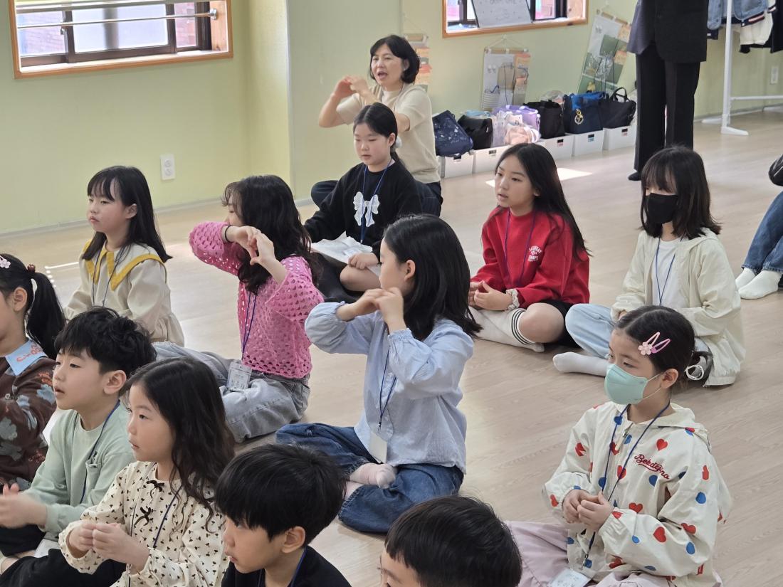 KakaoTalk_20260406_090855213_17.jpg : 유년부, 4월 1주 부활주일모습입니다 ^^