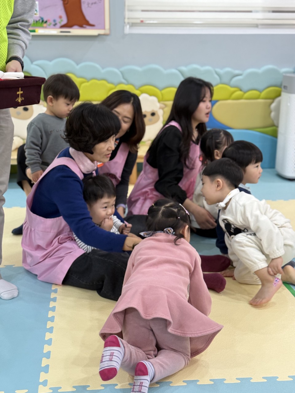 2025년 부산중앙교회 영아부_사진_20250317_56.jpg : 3월16일 주일 영아부 예배
