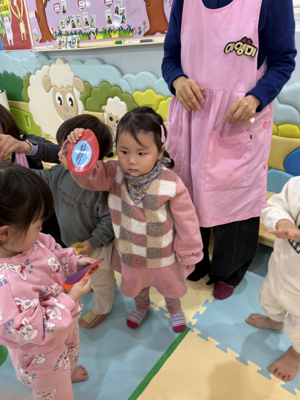 2025년 부산중앙교회 영아부_사진_20250317_44.jpg : 3월16일 주일 영아부 예배