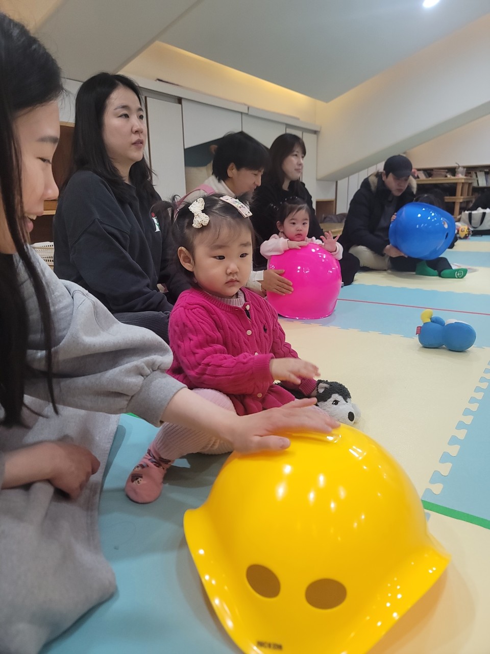 2025년 부산중앙교회 영아부_사진_20250209_63.jpg : 2월 9일 주일 영아부 예배