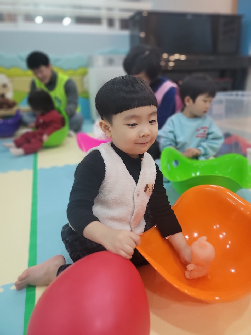 2025년 부산중앙교회 영아부_사진_20250209_57.jpg : 2월 9일 주일 영아부 예배