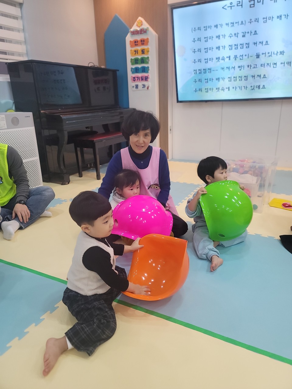 2025년 부산중앙교회 영아부_사진_20250209_67.jpg : 2월 9일 주일 영아부 예배
