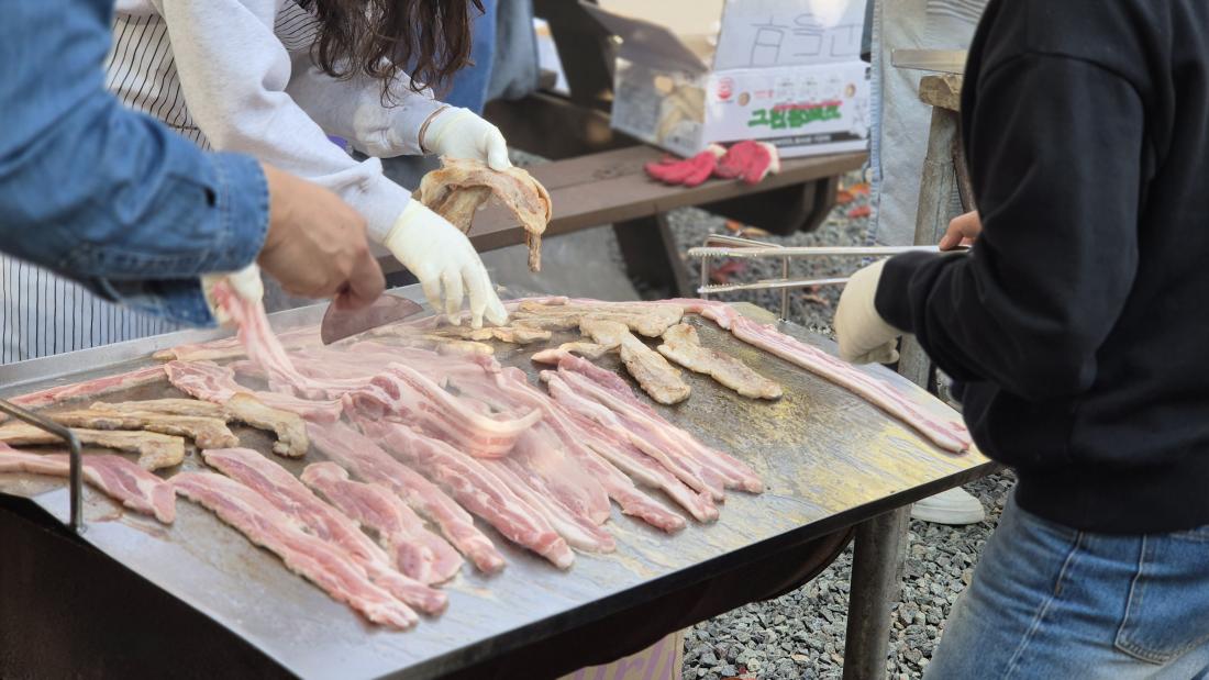 KakaoTalk_20251231_231356562_06.jpg : 11월 23일 고등부 예배 사진입니다~