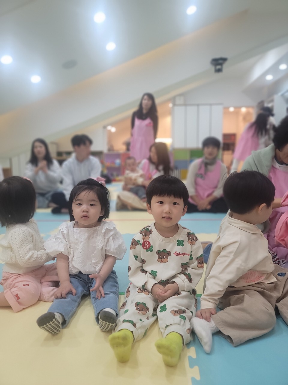 2025년 부산중앙교회 영아부_사진_20250427_7.jpg : 4월27일 주일 영아부 예배