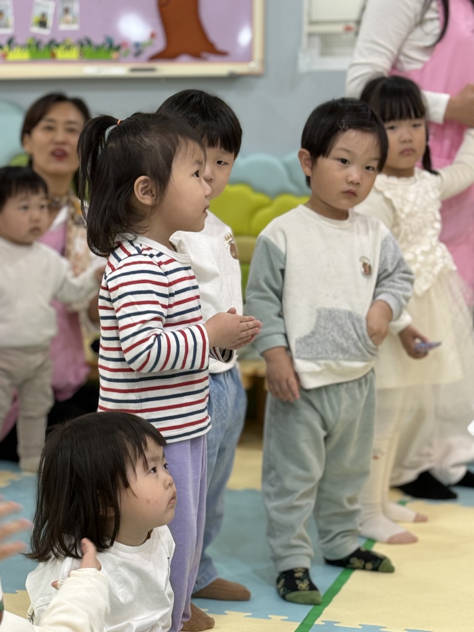 2025년 부산중앙교회 영아부_사진_20250427_64.jpg : 4월27일 주일 영아부 예배