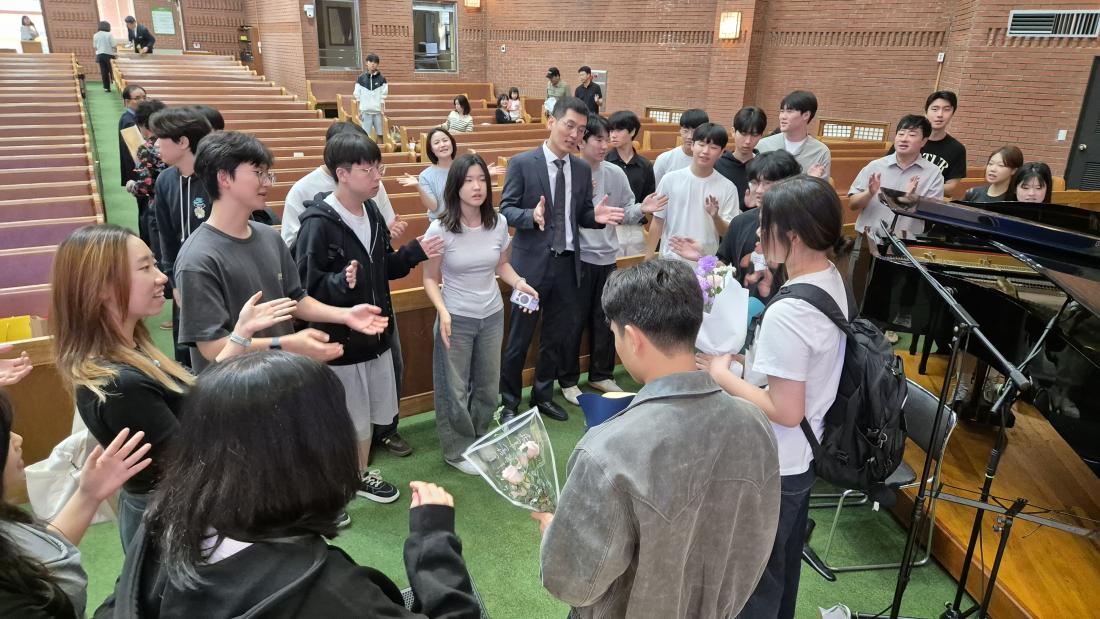 KakaoTalk_20251018_151840506_05.jpg : 10월 12일 고등부 사진입니다~