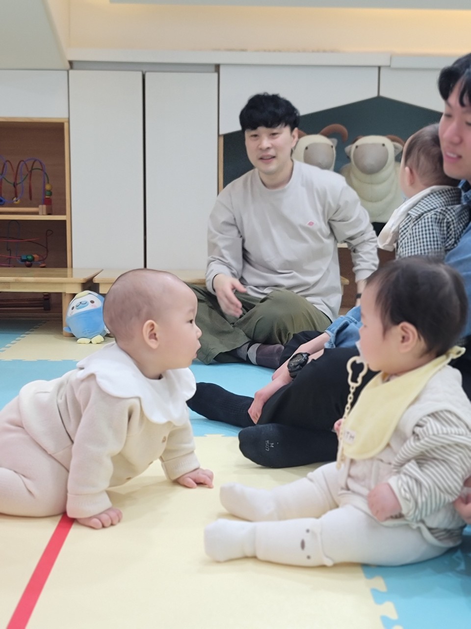 2025년 부산중앙교회 영아부_사진_20250405_93.jpg : 3월30일 주일 영아부 예배
