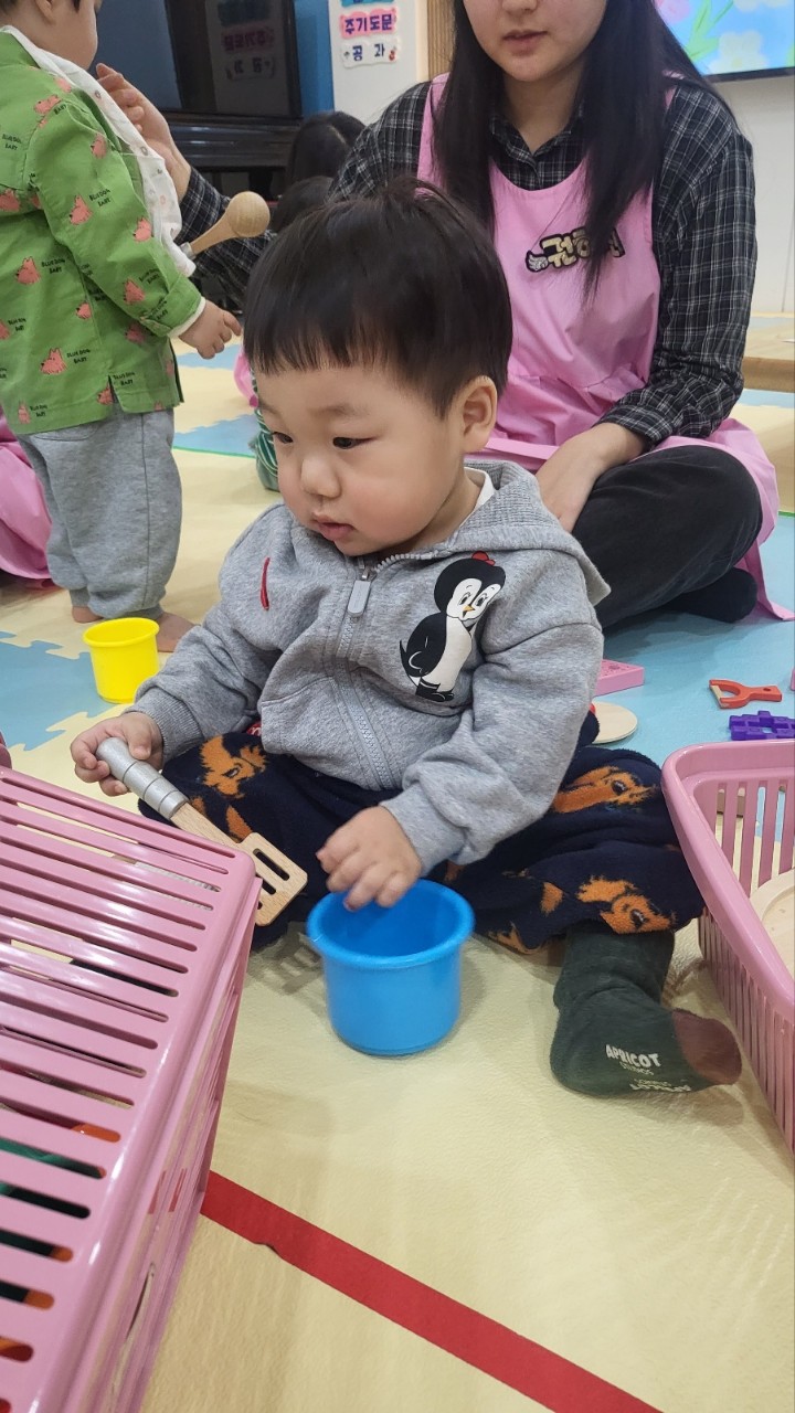 2025년 부산중앙교회 영아부_사진_20250405_47.jpg : 3월30일 주일 영아부 예배