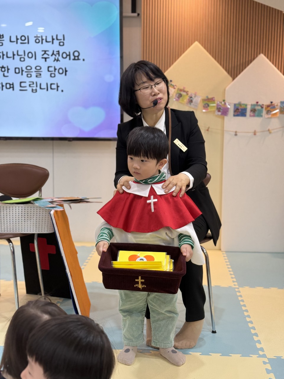 2025년 부산중앙교회 영아부_사진_20250405_66.jpg : 3월30일 주일 영아부 예배