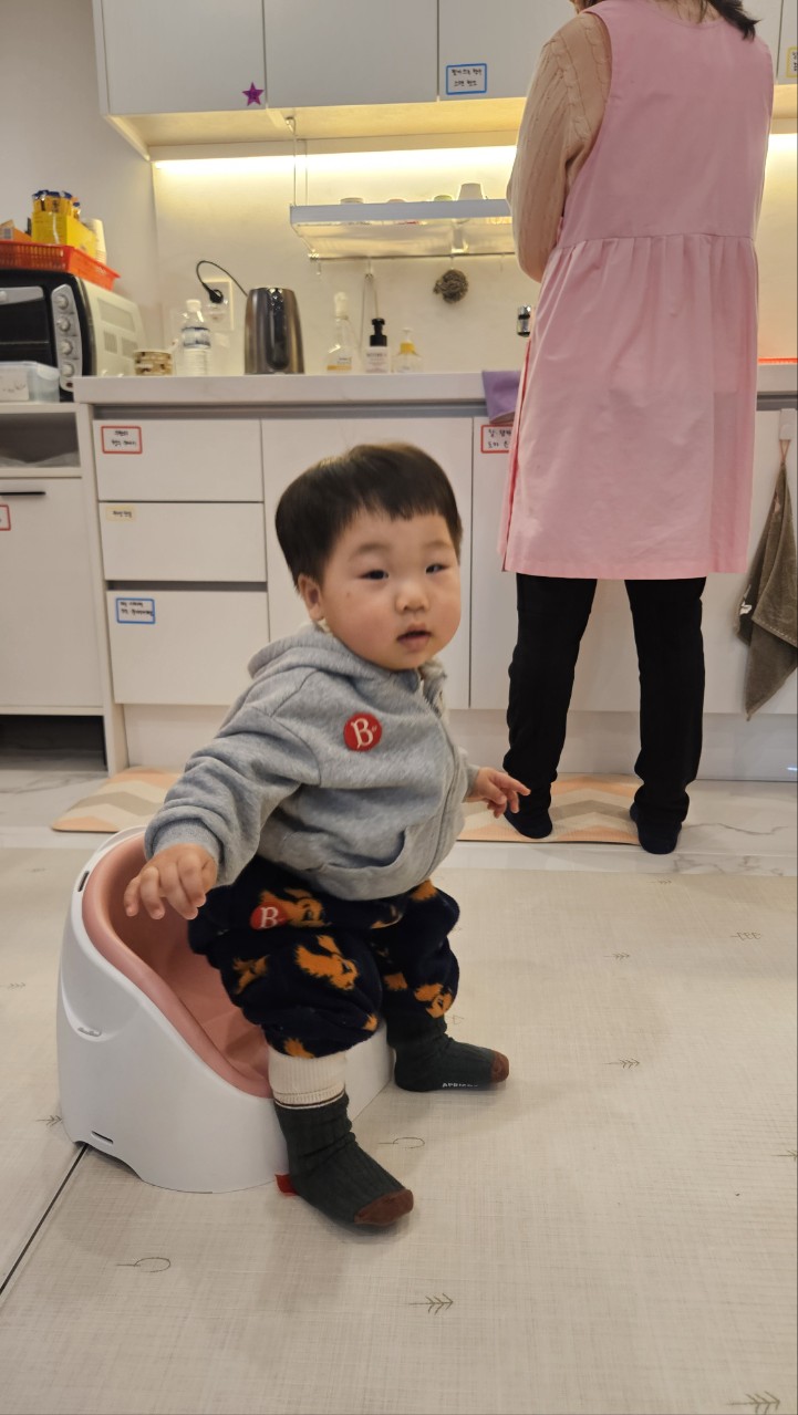 2025년 부산중앙교회 영아부_사진_20250405_56.jpg : 3월30일 주일 영아부 예배