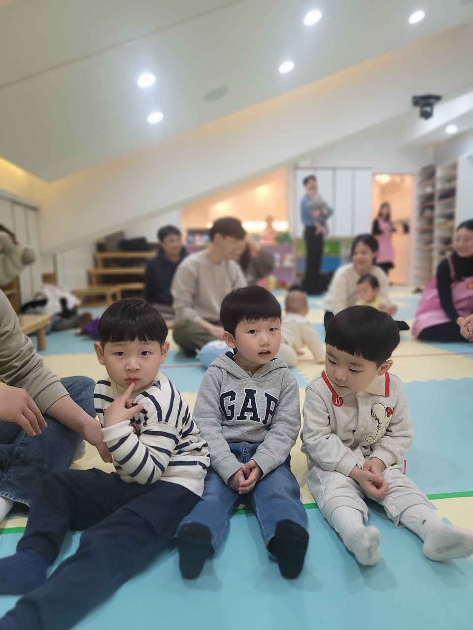 2025년 부산중앙교회 영아부_사진_20250405_68.jpg : 3월30일 주일 영아부 예배