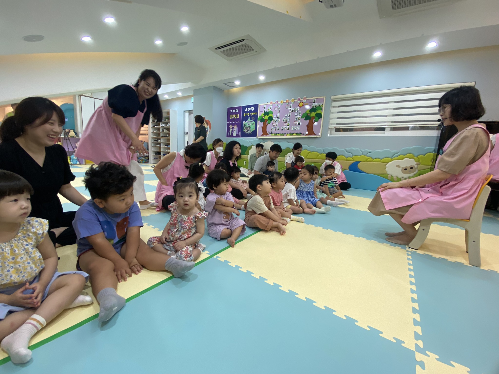 IMG_2267.JPEG : 8월 18일 주일 영아부 예배