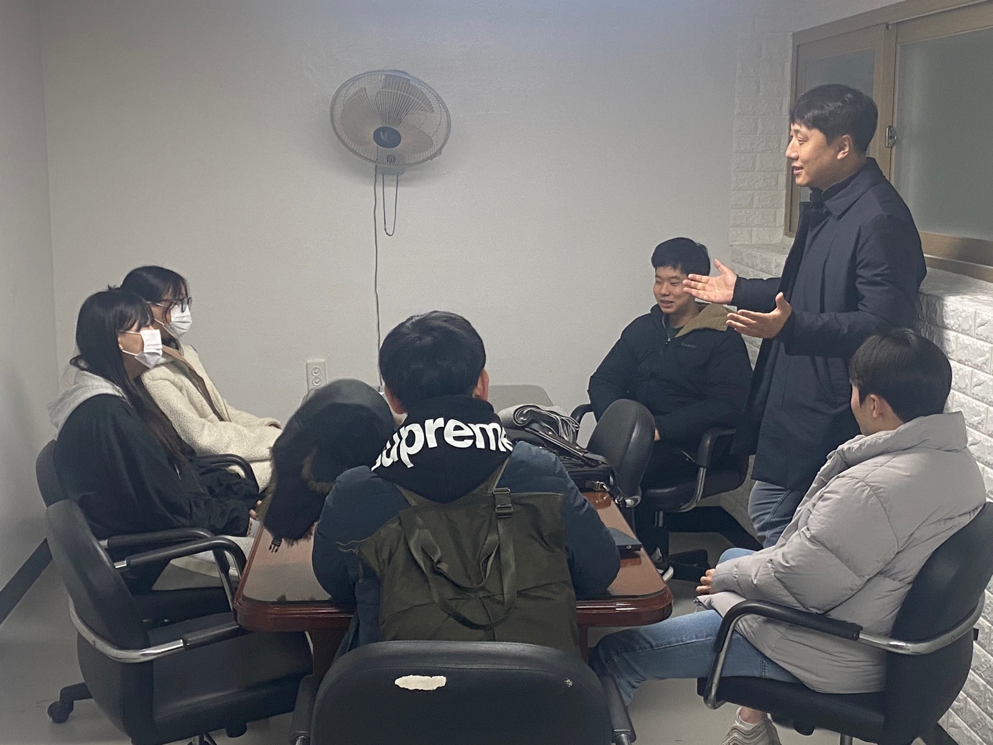 1705129186381.jpg : 1/7 고등부예배 사진입니다