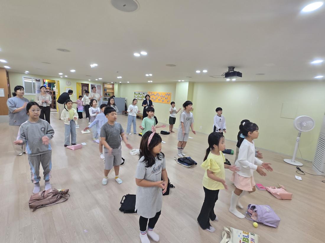 KakaoTalk_20251019_183047681_21.jpg : 10월 셋째주 유년부입니다^^