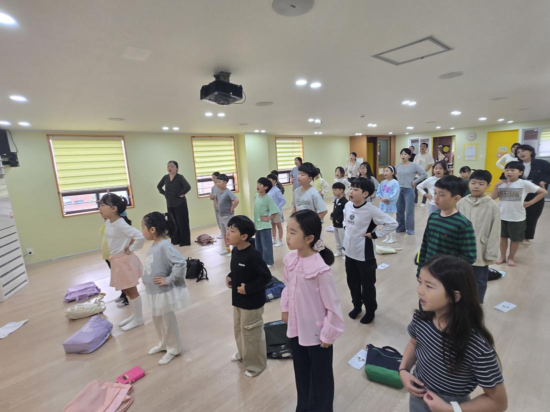 KakaoTalk_20251019_183047681_18.jpg : 10월 셋째주 유년부입니다^^