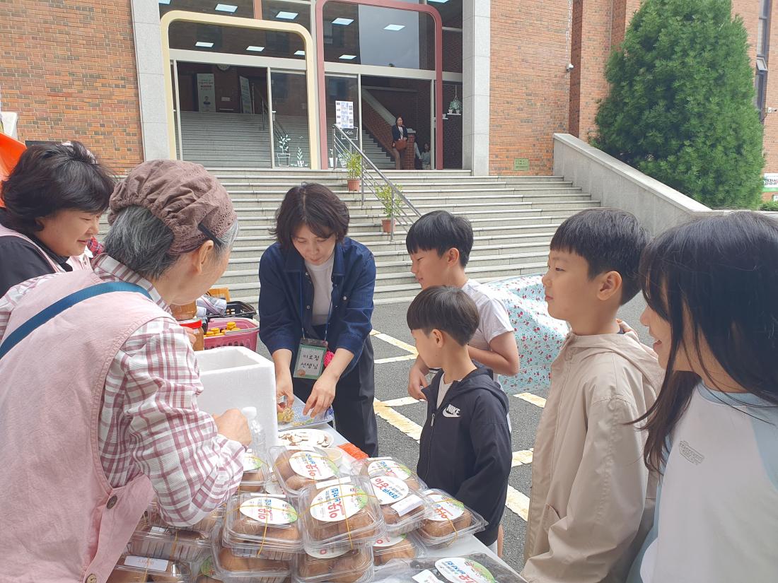KakaoTalk_20251019_183020831_02.jpg : 10월 셋째주 유년부입니다^^