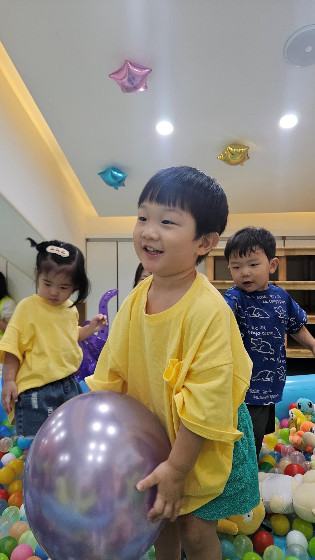 에어바운스1 (7).jpg : 20250706 영아부 여름성경학교 첫째날