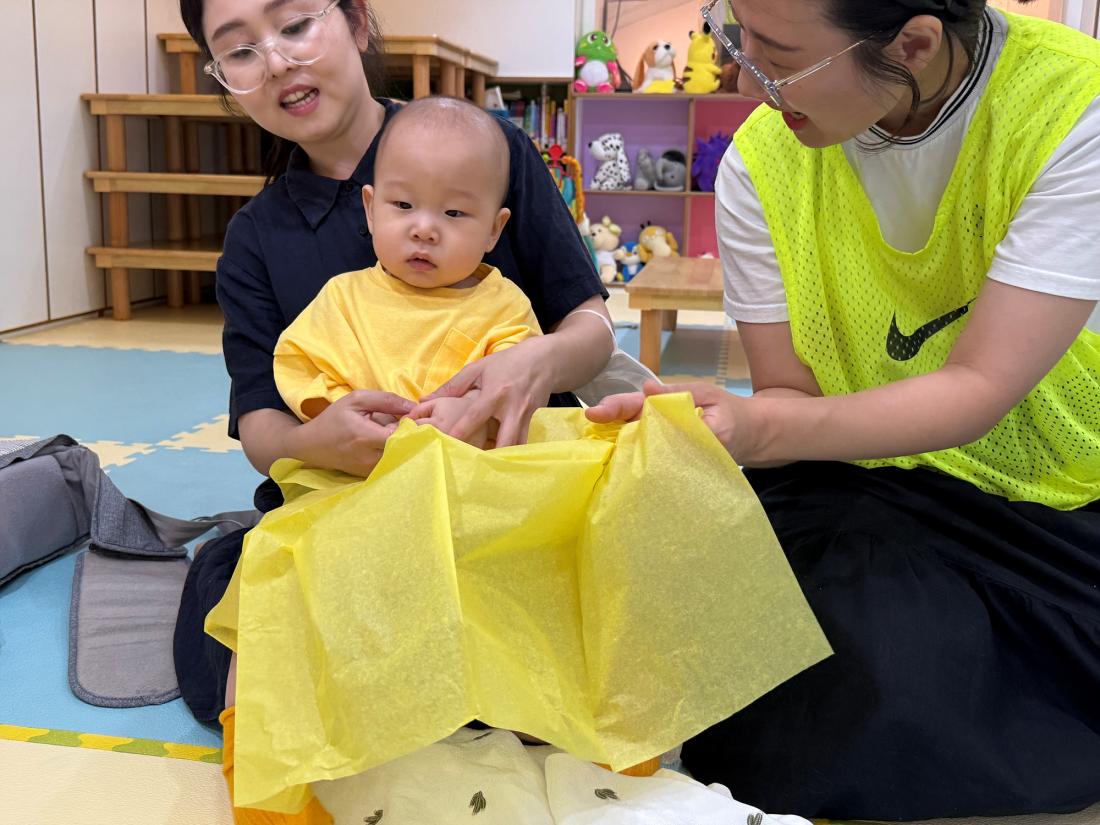 채색옷을 벗고 십자가 옷을 입어요 (20).jpg : 20250706 영아부 여름성경학교 첫째날
