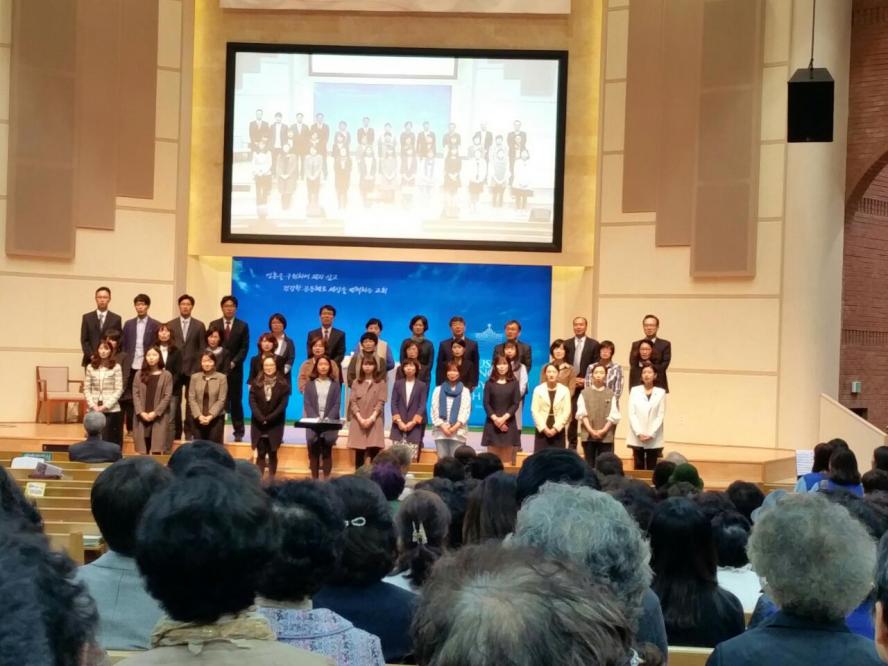ejcUd009oxnc3o4xm2f5_99bnb.jpg : 중등부 선생님들 제자반 수료