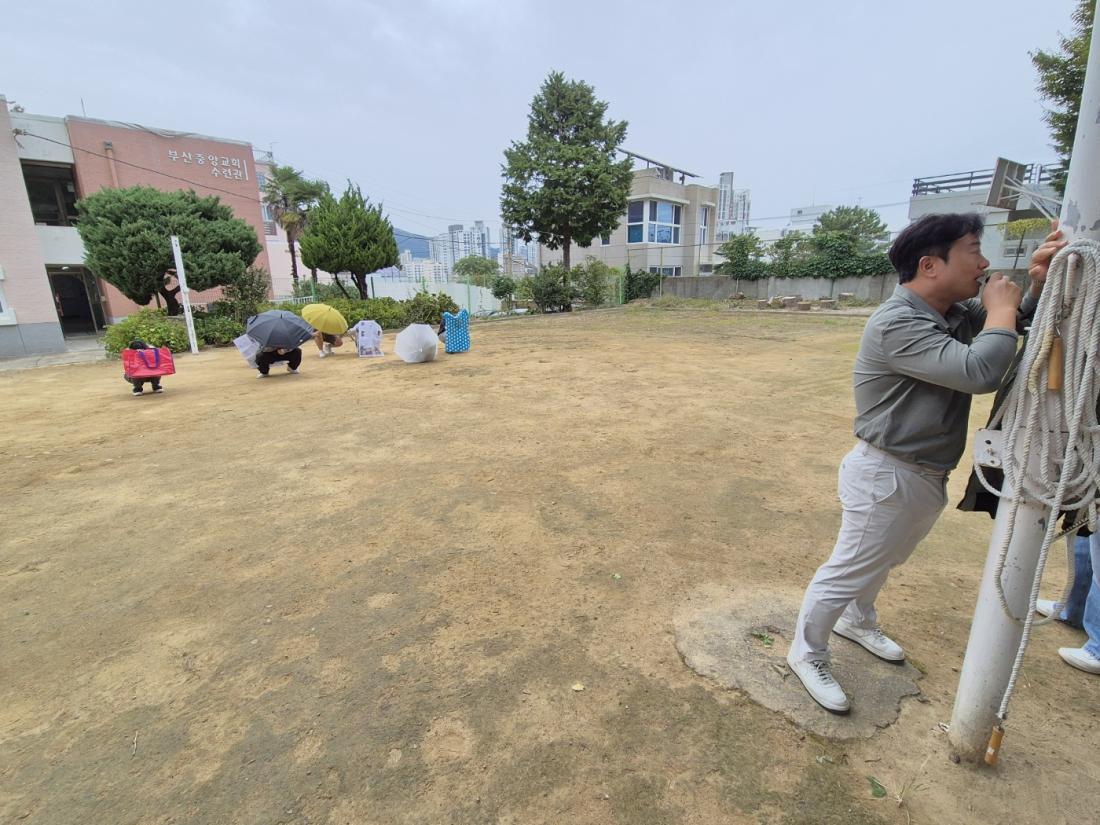 KakaoTalk_20241027_212550461_14.jpg : 10월 27일 고등부 예배 사진입니다
