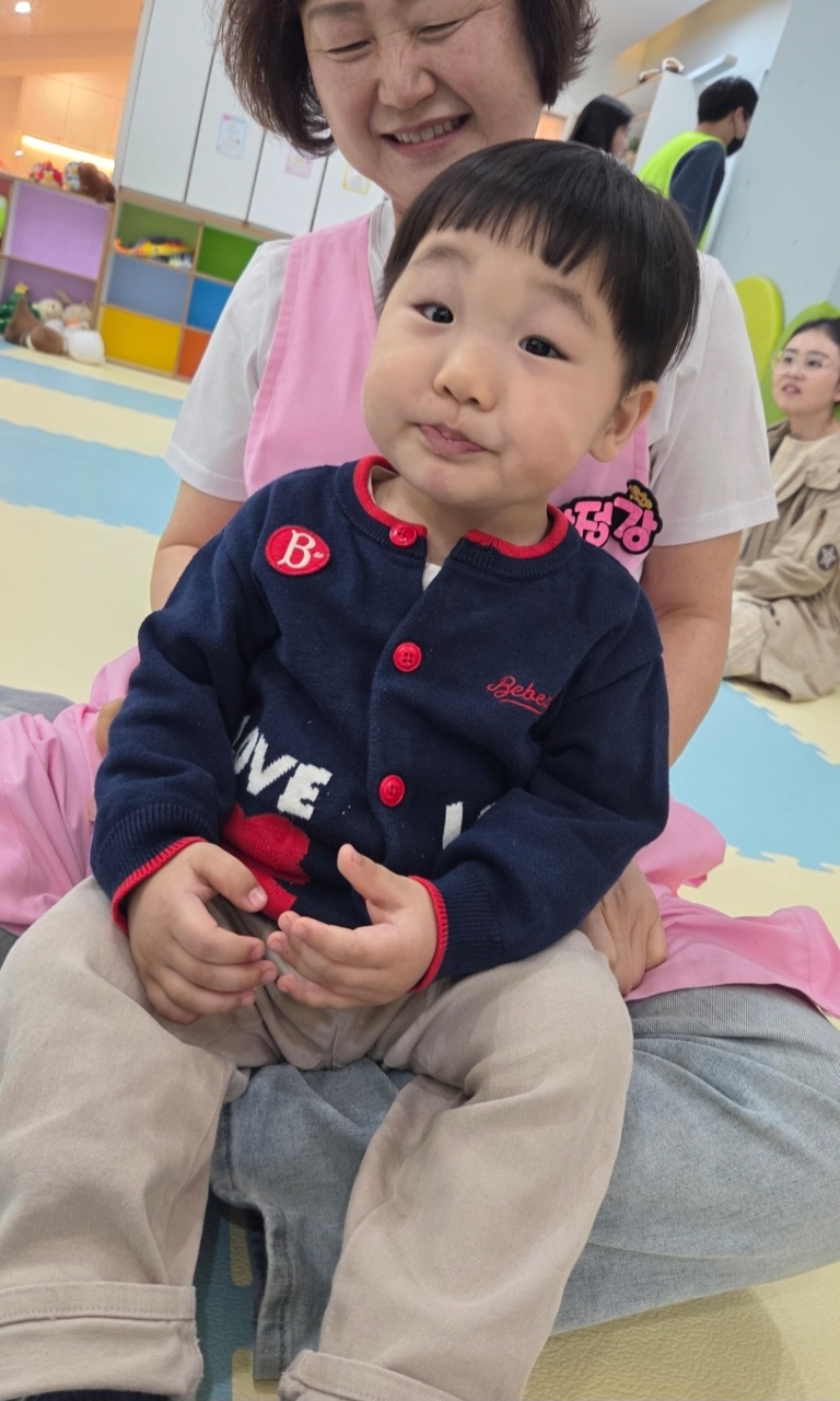 KakaoTalk_20260408_093900358_03.jpg : 3월29일 주일 영아부 예배