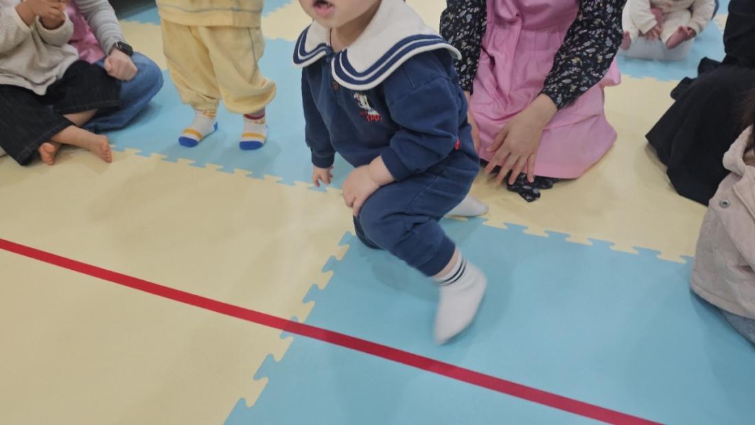 KakaoTalk_20260408_093900358_15.jpg : 3월29일 주일 영아부 예배