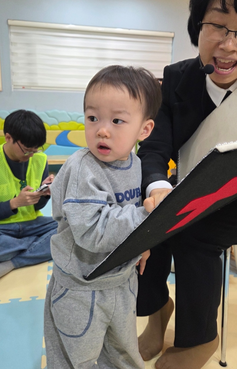 KakaoTalk_20260408_093905927_06.jpg : 3월29일 주일 영아부 예배