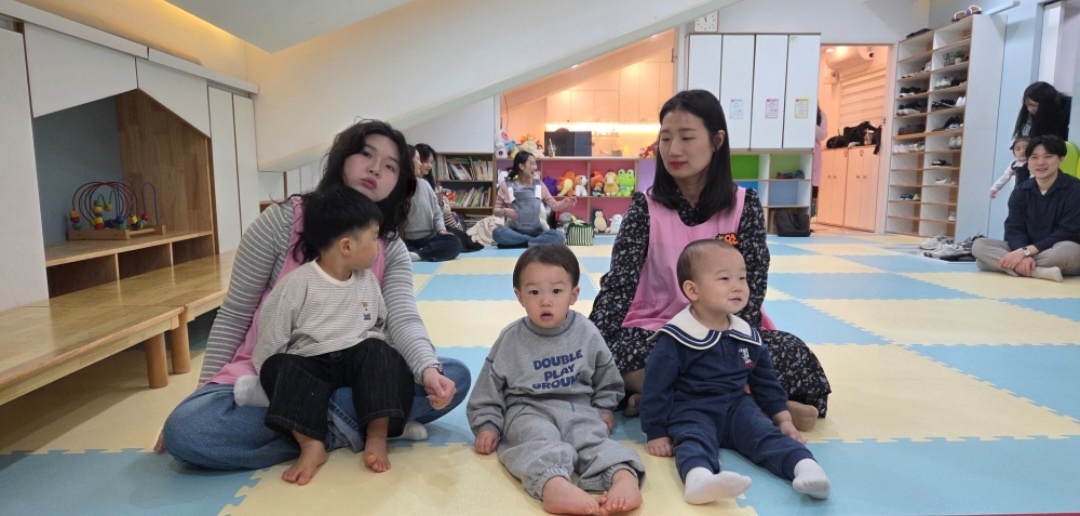 KakaoTalk_20260408_093900358_06.jpg : 3월29일 주일 영아부 예배