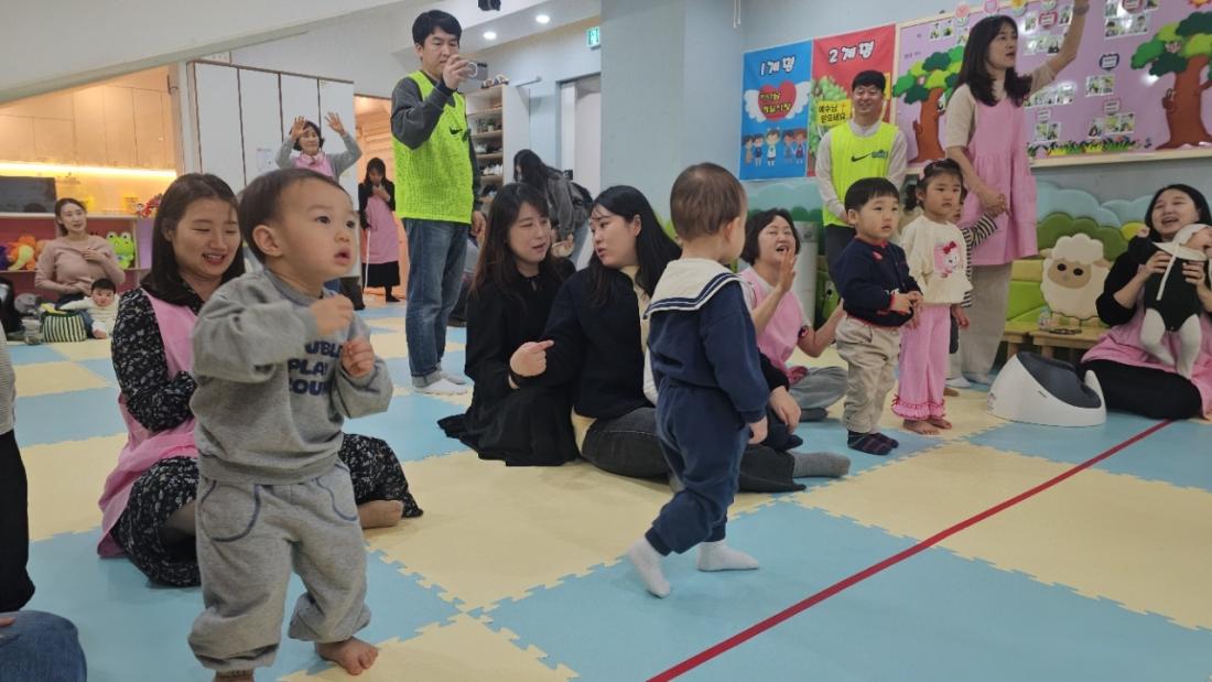 KakaoTalk_20260408_093905927_29.jpg : 3월29일 주일 영아부 예배