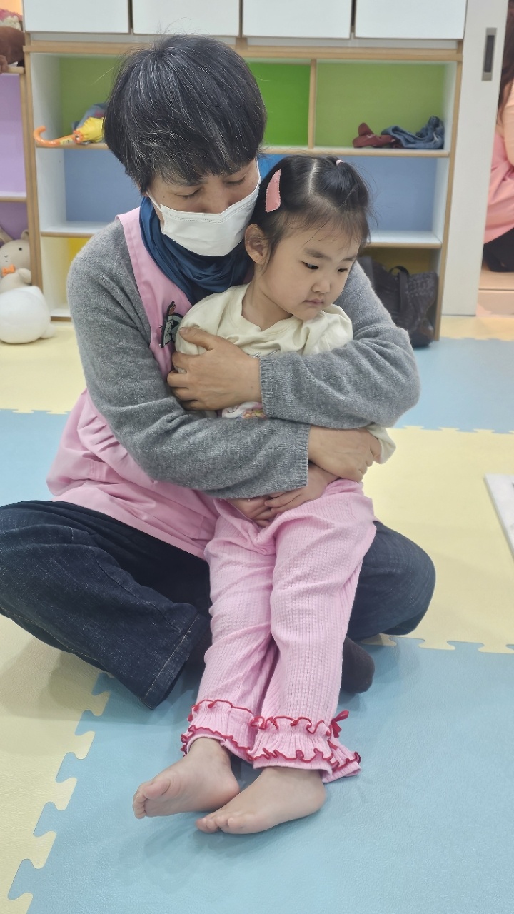 KakaoTalk_20260408_093905927_26.jpg : 3월29일 주일 영아부 예배