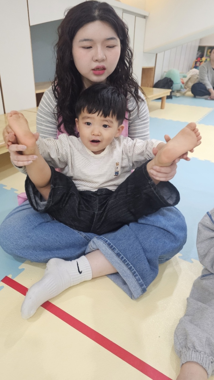 KakaoTalk_20260408_093905927_25.jpg : 3월29일 주일 영아부 예배