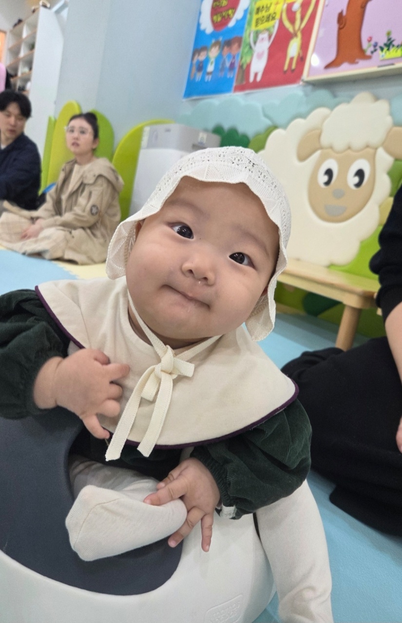 KakaoTalk_20260408_093900358_07.jpg : 3월29일 주일 영아부 예배