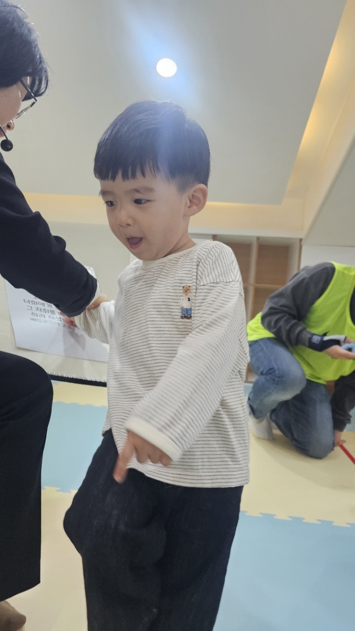 KakaoTalk_20260408_093905927_01.jpg : 3월29일 주일 영아부 예배