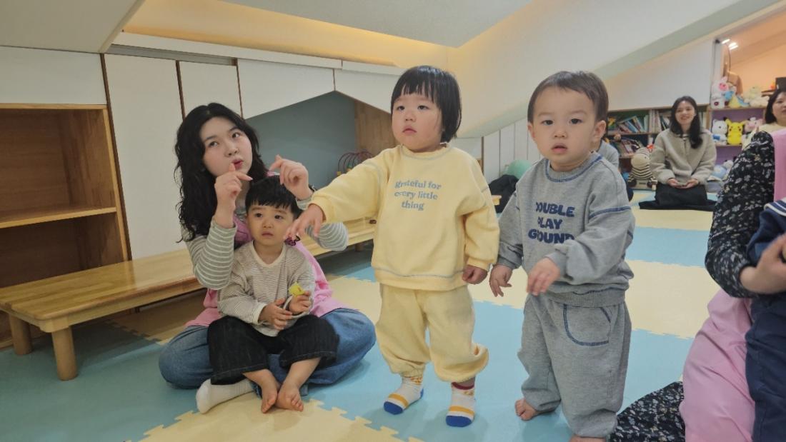 KakaoTalk_20260408_093908919_14.jpg : 3월29일 주일 영아부 예배