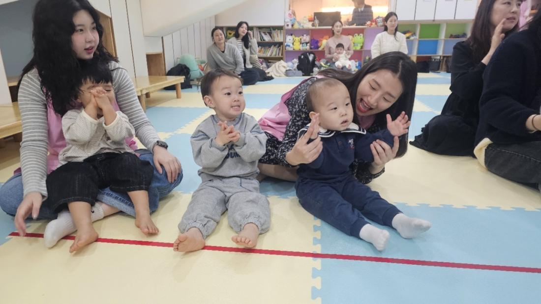 KakaoTalk_20260408_093905927_27.jpg : 3월29일 주일 영아부 예배