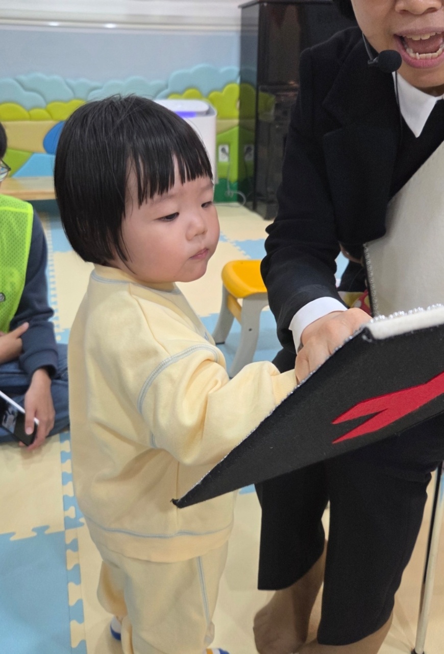 KakaoTalk_20260408_093905927_11.jpg : 3월29일 주일 영아부 예배