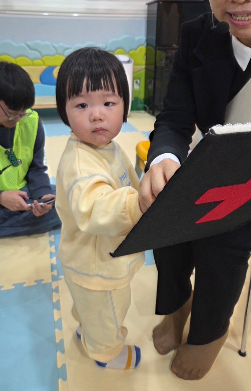 KakaoTalk_20260408_093905927_10.jpg : 3월29일 주일 영아부 예배