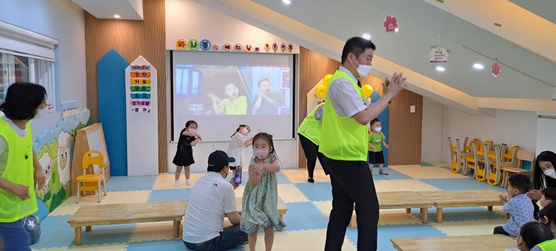1656851033585-4.jpg : 영아부예배(2022.7.3.주일)