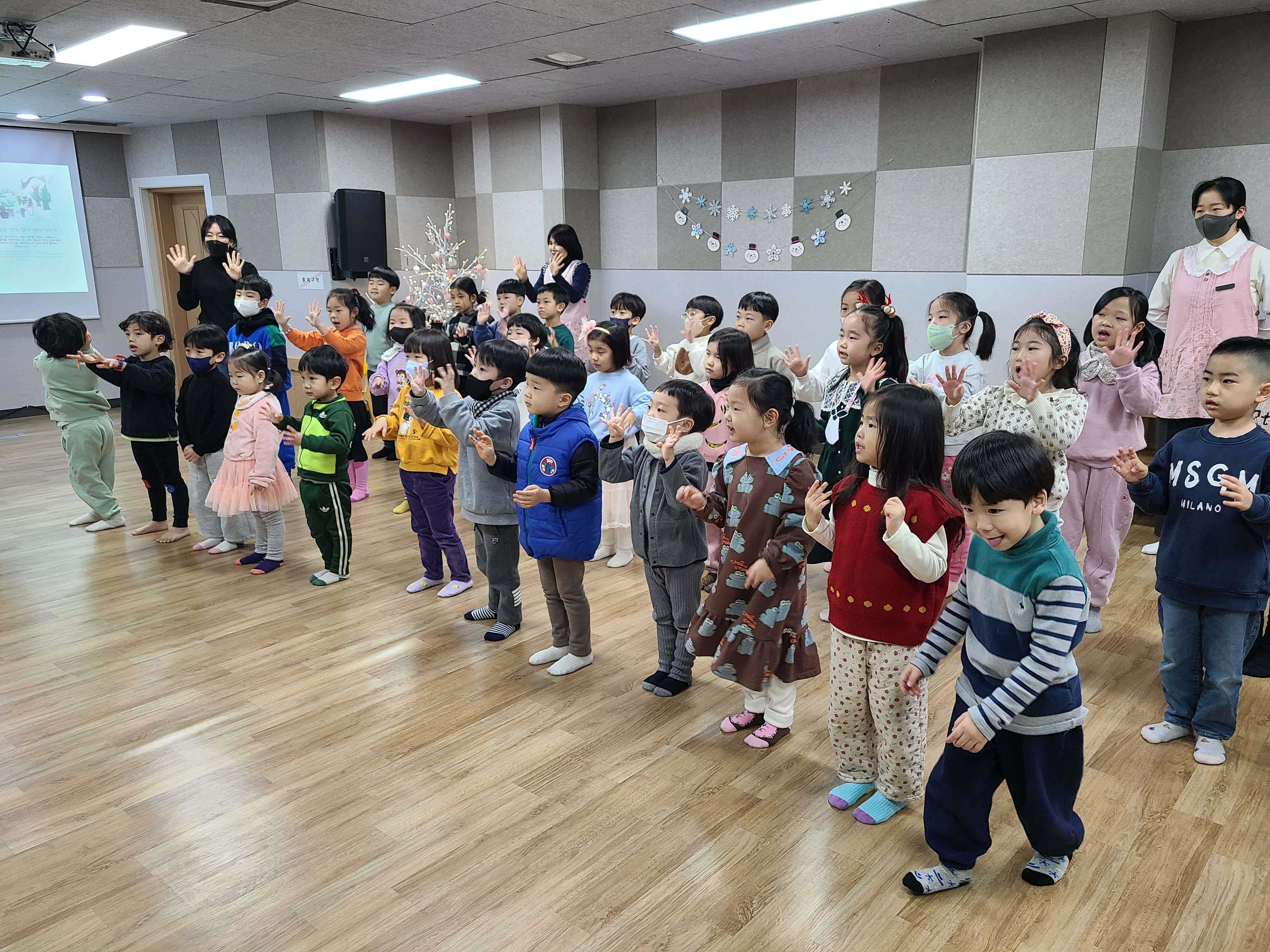 KakaoTalk_20231223_190937076_05.jpg