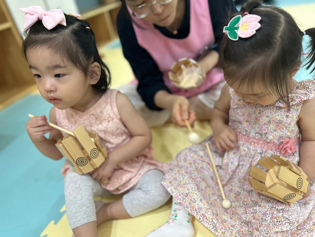 7 2부활동 (1).jpg : 20250803 영아부 예배(여름성경학교 영아부 동영상 링크 포함)
